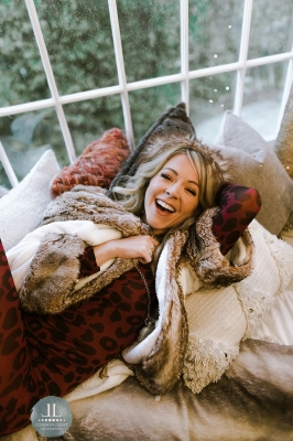 Artemis_Era_-_Set_5_Home_for_the_Holidays_Special__281029.jpg
