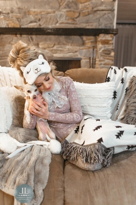 Artemis_Era_-_Set_8_Home_for_the_Holidays_Special__281029.jpg