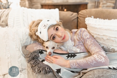 Artemis_Era_-_Set_8_Home_for_the_Holidays_Special__282829.jpg