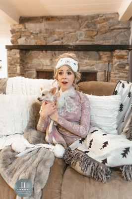Artemis_Era_-_Set_8_Home_for_the_Holidays_Special__28329.jpg