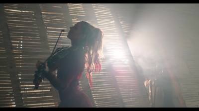 Love_Goes_On_and_On_ft__Amy_Lee_-_00906.jpg