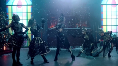 Snow_Waltz__-_01306.jpg