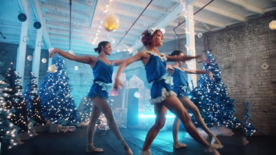 Santa_Baby_-_00525.jpg