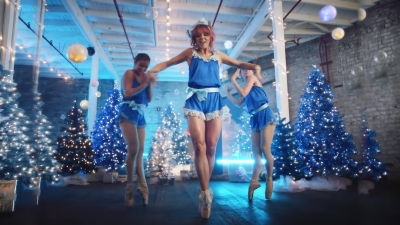 Santa_Baby_-_00658.jpg
