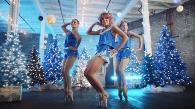 Santa_Baby_-_00991.jpg