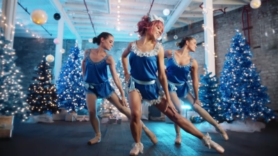Santa_Baby_-_01337.jpg