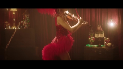 You_re_A_Mean_One2C_Mr__Grinch_28ft__Sabrina_Carpenter29_-_00096.jpg