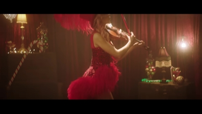 You_re_A_Mean_One2C_Mr__Grinch_28ft__Sabrina_Carpenter29_-_00099.jpg