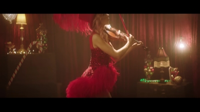You_re_A_Mean_One2C_Mr__Grinch_28ft__Sabrina_Carpenter29_-_00100.jpg