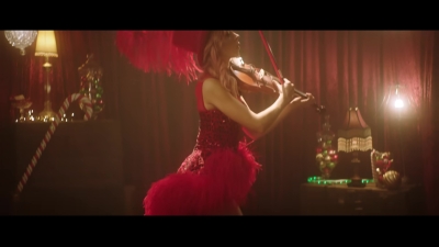 You_re_A_Mean_One2C_Mr__Grinch_28ft__Sabrina_Carpenter29_-_00101.jpg