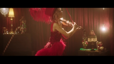 You_re_A_Mean_One2C_Mr__Grinch_28ft__Sabrina_Carpenter29_-_00105.jpg