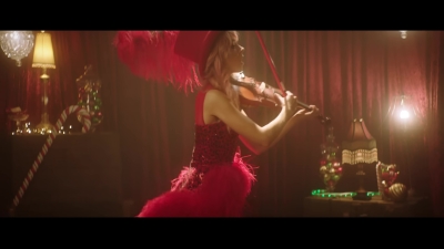 You_re_A_Mean_One2C_Mr__Grinch_28ft__Sabrina_Carpenter29_-_00106.jpg