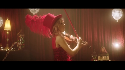 You_re_A_Mean_One2C_Mr__Grinch_28ft__Sabrina_Carpenter29_-_00139.jpg