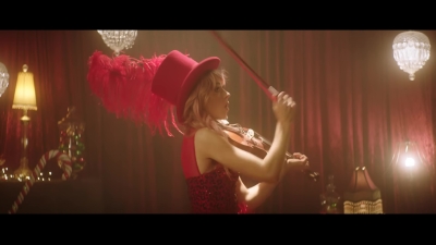 You_re_A_Mean_One2C_Mr__Grinch_28ft__Sabrina_Carpenter29_-_00143.jpg
