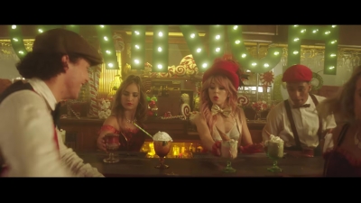 You_re_A_Mean_One2C_Mr__Grinch_28ft__Sabrina_Carpenter29_-_00268.jpg