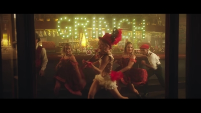 You_re_A_Mean_One2C_Mr__Grinch_28ft__Sabrina_Carpenter29_-_00931.jpg