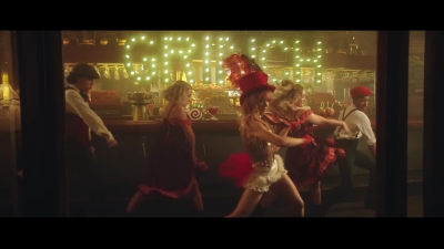 You_re_A_Mean_One2C_Mr__Grinch_28ft__Sabrina_Carpenter29_-_00942.jpg