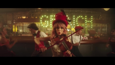 You_re_A_Mean_One2C_Mr__Grinch_28ft__Sabrina_Carpenter29_-_01233.jpg