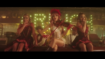 You_re_A_Mean_One2C_Mr__Grinch_28ft__Sabrina_Carpenter29_-_01316.jpg