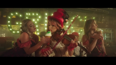 You_re_A_Mean_One2C_Mr__Grinch_28ft__Sabrina_Carpenter29_-_01649.jpg