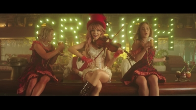 You_re_A_Mean_One2C_Mr__Grinch_28ft__Sabrina_Carpenter29_-_01927.jpg