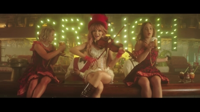 You_re_A_Mean_One2C_Mr__Grinch_28ft__Sabrina_Carpenter29_-_01928.jpg