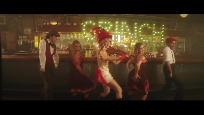 You_re_A_Mean_One2C_Mr__Grinch_28ft__Sabrina_Carpenter29_-_02501.jpg