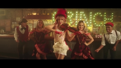 You_re_A_Mean_One2C_Mr__Grinch_28ft__Sabrina_Carpenter29_-_02628.jpg