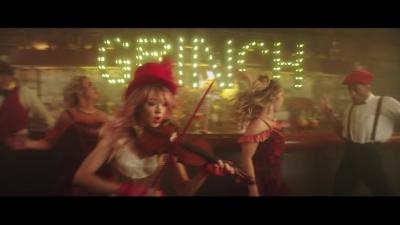 You_re_A_Mean_One2C_Mr__Grinch_28ft__Sabrina_Carpenter29_-_02756.jpg