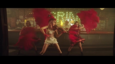 You_re_A_Mean_One2C_Mr__Grinch_28ft__Sabrina_Carpenter29_-_02834.jpg