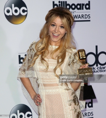 Billboard_Music_Awards_2017_2818329.jpg