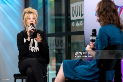 Build_Presents_Lindsey_Stirling_Previewing_Brave_Enough_2017_282129.jpg