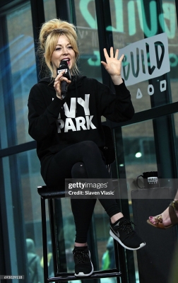 Build_Presents_Lindsey_Stirling_Previewing_Brave_Enough_2017_285129.jpg