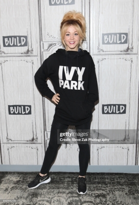 Build_Presents_Lindsey_Stirling_Previewing_Brave_Enough_2017_28929.jpg