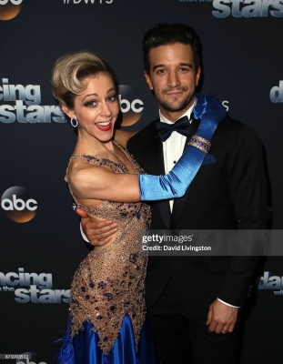 Dancing_With_The_Stars_Season_25_-_November_6_2017_281129.jpg