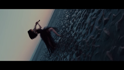 I_Wonder_As_I_Wander_-00537.png