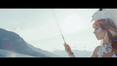 I_Wonder_As_I_Wander_-01040.png