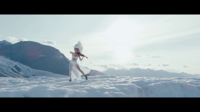 I_Wonder_As_I_Wander_-01071.png