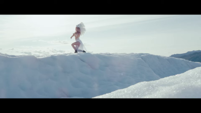 I_Wonder_As_I_Wander_-01142.png