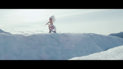 I_Wonder_As_I_Wander_-01146.png