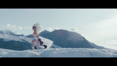 I_Wonder_As_I_Wander_-01189.png