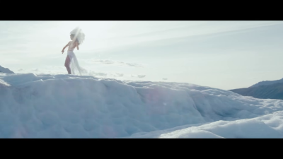 I_Wonder_As_I_Wander_-01710.png