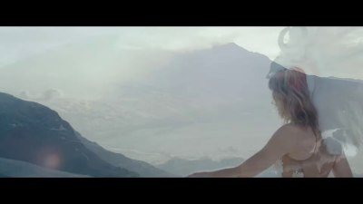 I_Wonder_As_I_Wander_-02040.png
