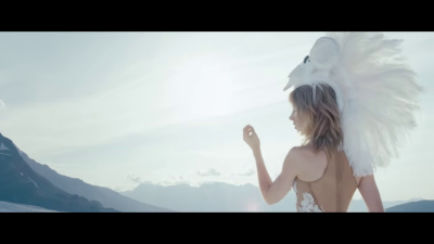 I_Wonder_As_I_Wander_-02051.png