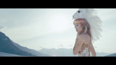 I_Wonder_As_I_Wander_-02093.png