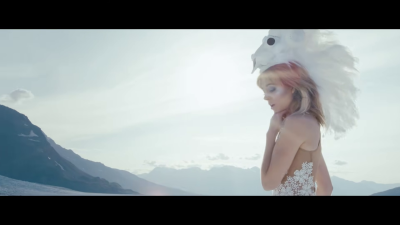 I_Wonder_As_I_Wander_-02096.png