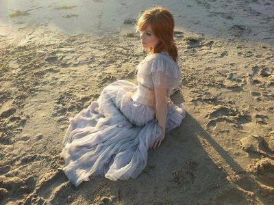 Shatter_Me_-_Beyond_the_Veil_28529.jpg