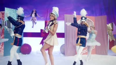 Christmas_C_mon_ft__Becky_G_-_01026.jpg