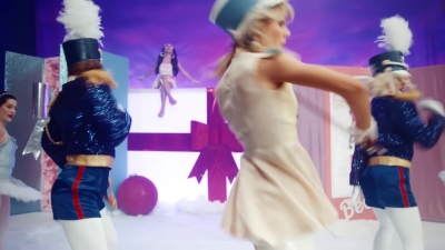 Christmas_C_mon_ft__Becky_G_-_01263.jpg