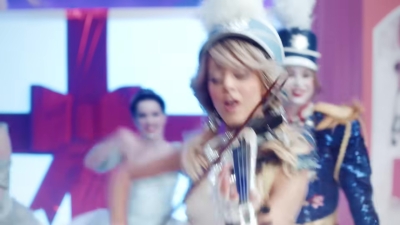 Christmas_C_mon_ft__Becky_G_-_01293.jpg
